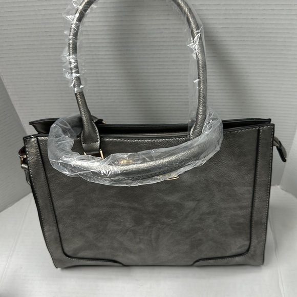 BG Fashion Pewter handbag NEW - Picture 2 of 6